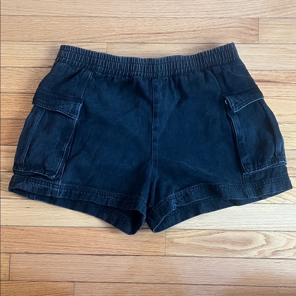 Forever 21 Black Women's Cargo Shorts